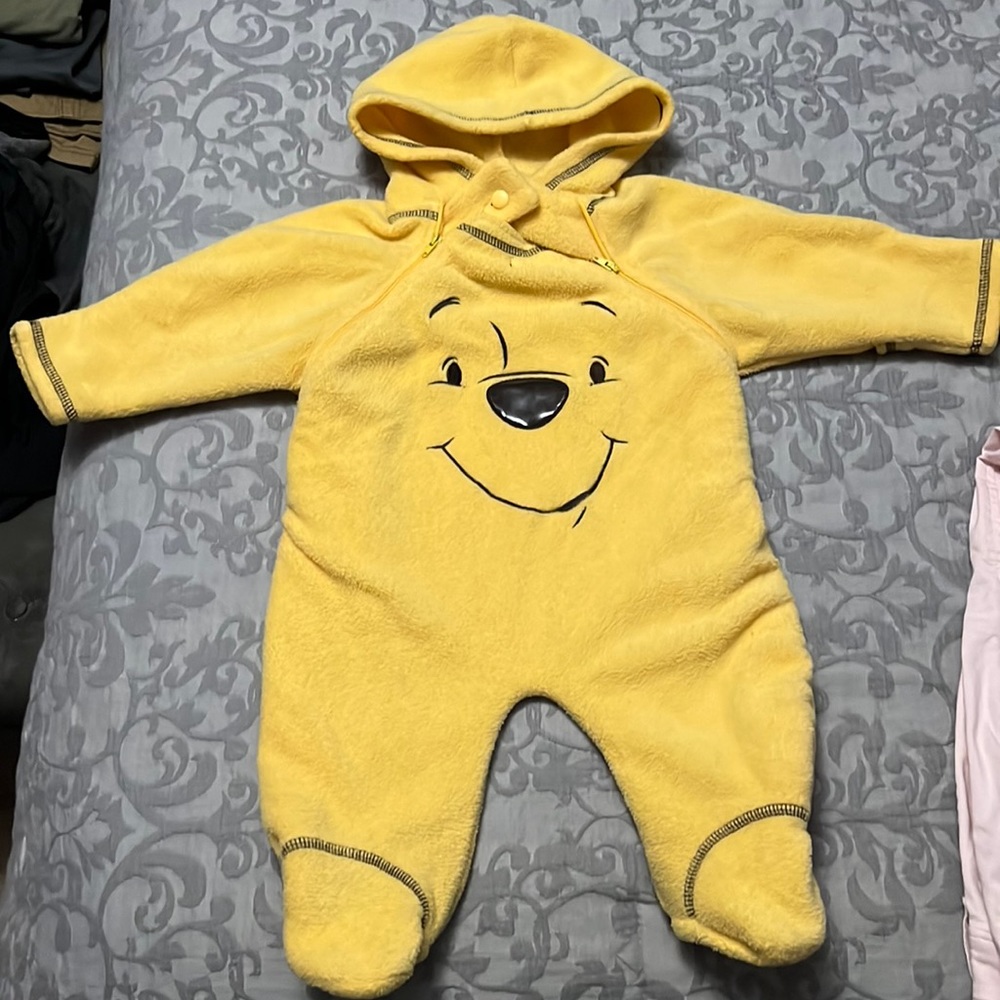 Fleece Winnie the Pooh bunting